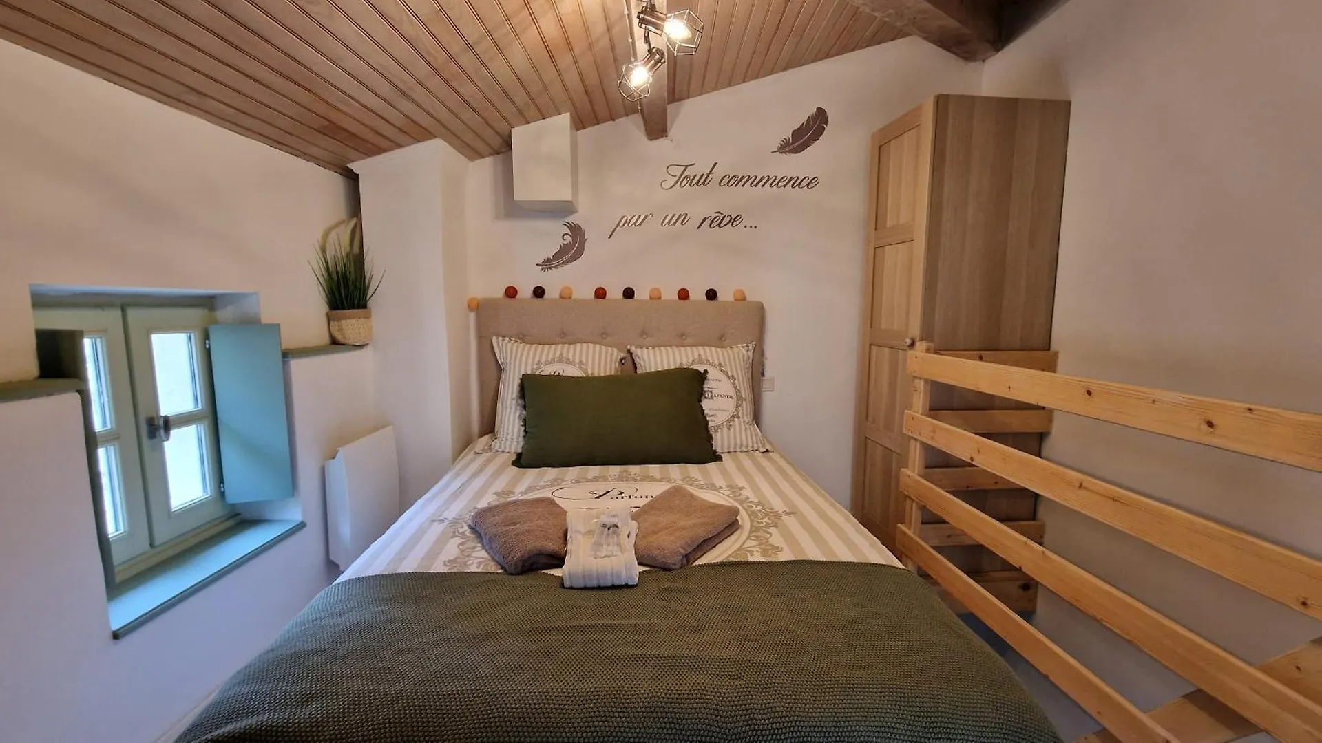 Home Et Holiday La Muscadelle Viviers France